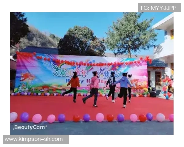 足球明星们的圣诞节欢庆时刻精彩瞬间回顾与分享