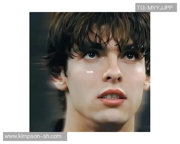 卡卡足球明星的独特魅力与技术风格分析 卡卡足球明星的独特魅力与技术风格分析