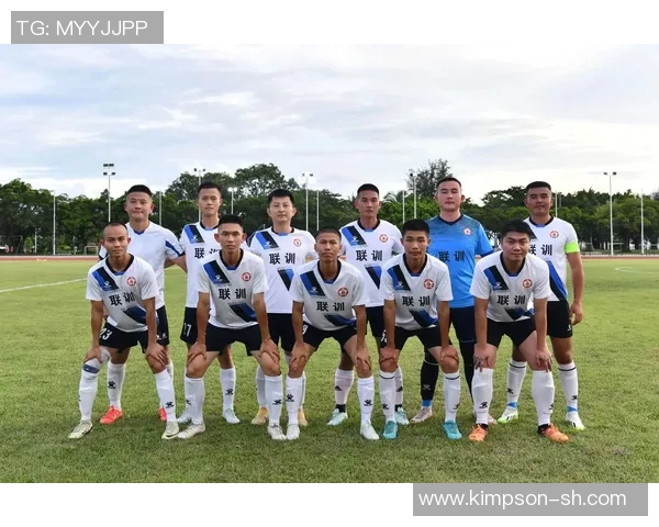 带什字的足球明星们如何在绿茵场上展现个人魅力与团队精神的完美结合 带什字的足球明星们如何在绿茵场上展现个人魅力与团队精神的完美结合